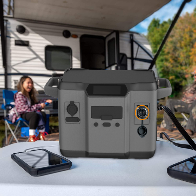 1200W High Performance Portable Power Station For Charging